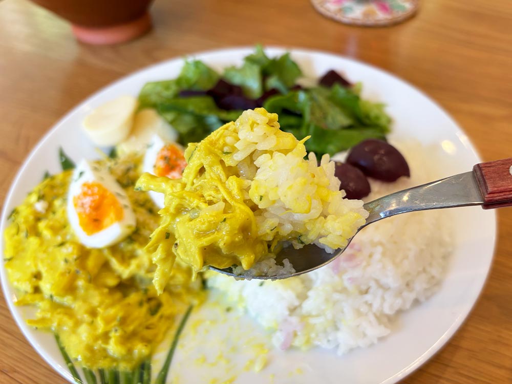 AMAZON-POLPAS-CAFE-&-MARKETプレート