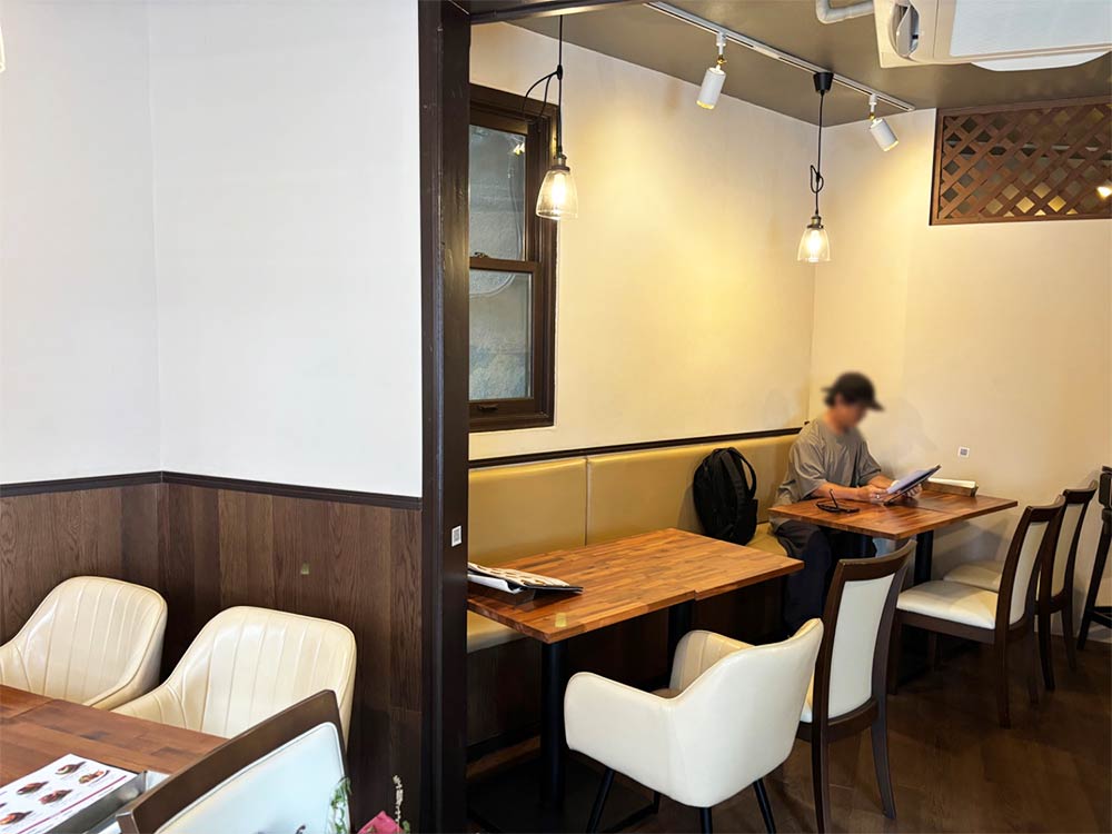BurgerPOLICE-DINERの内観