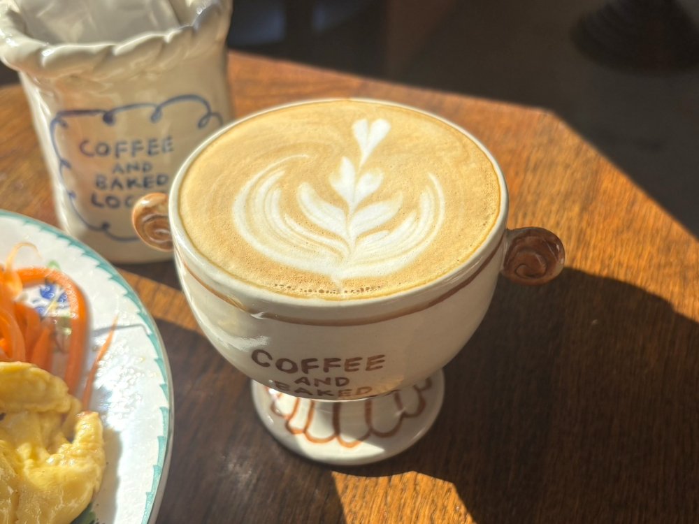 COFFEE & BAKED LOCASA 「カフェラテ」