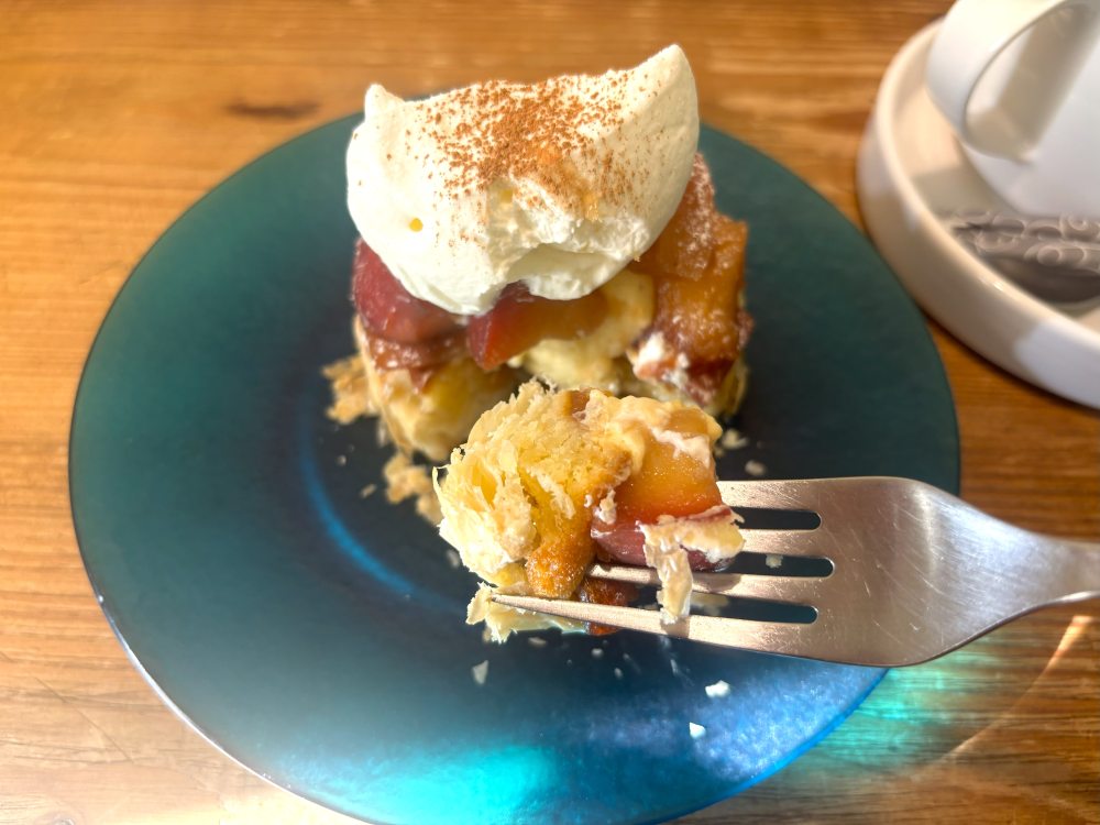 COFFEE&CAKES MountainHutアップルパイ2