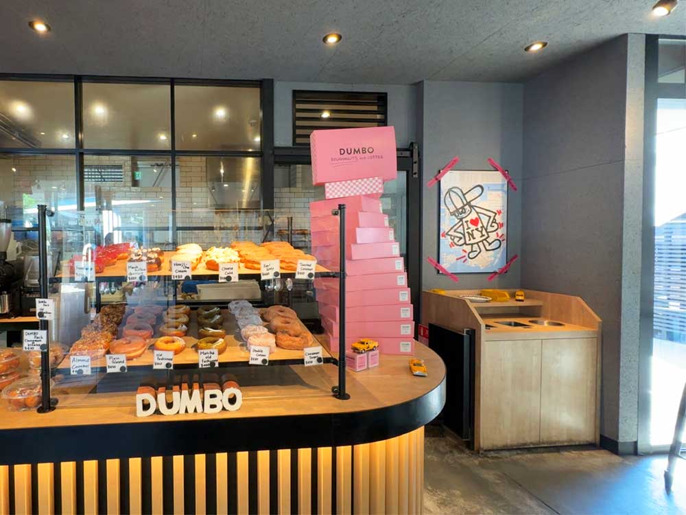 Dumbo-Doughnuts-and-Coffeeの内観