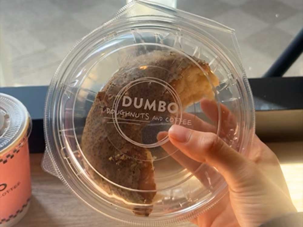 Dumbo-Doughnuts-and-Coffeeの持ち帰り