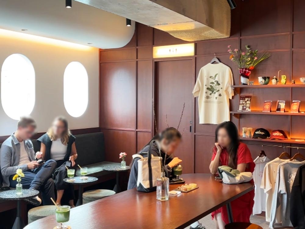MATCHA-PASSPORTの内観