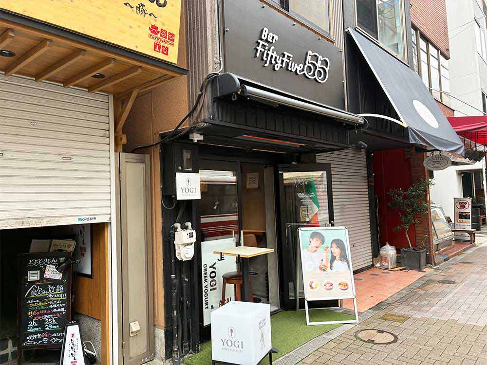 YOGIの外観