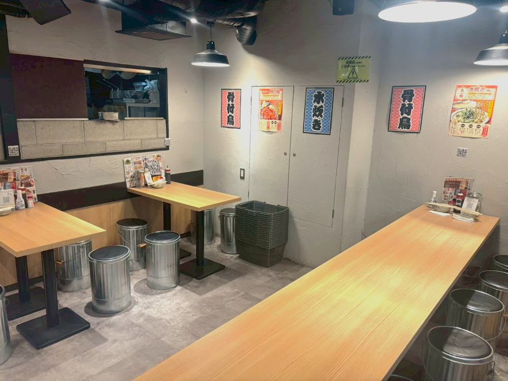 とりいちず テーブル席