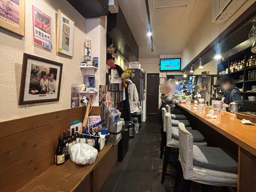 アンリーヴルの内観