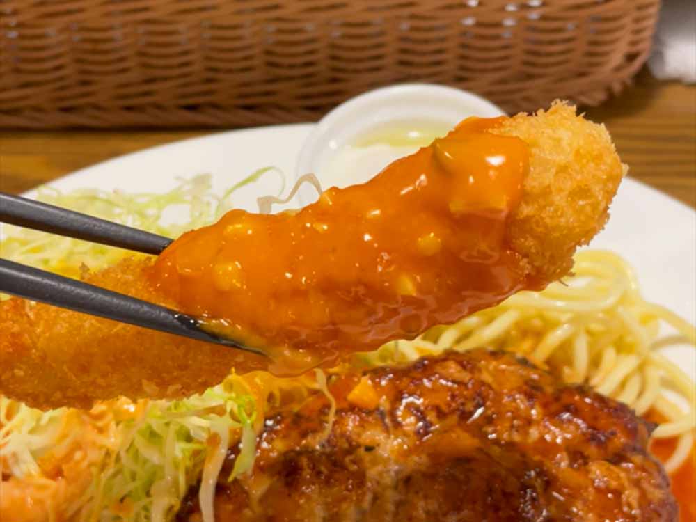 洋食バル ウルトラのエビフライ