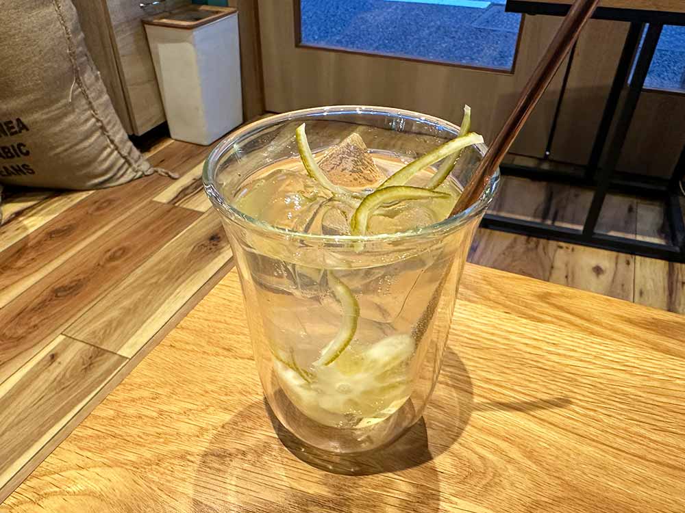 コーヒーロースタリー-セルバのレモネード