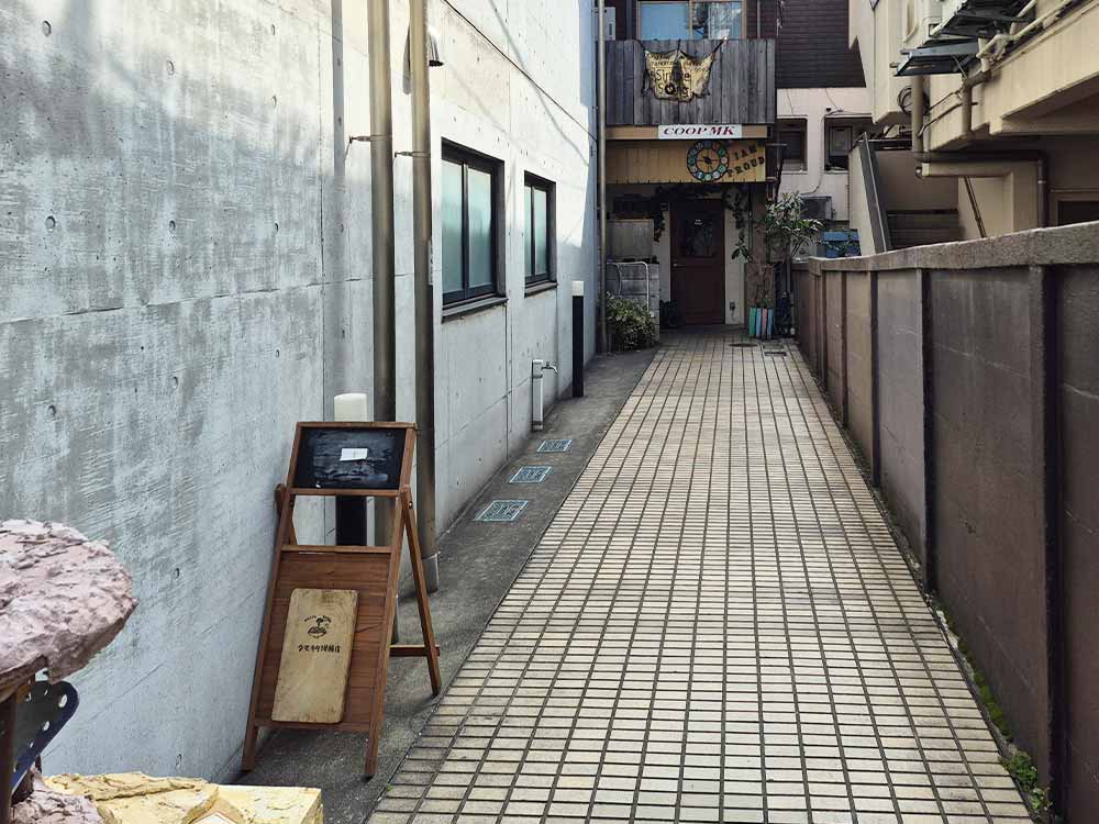 シモキタ洋麺店の外観