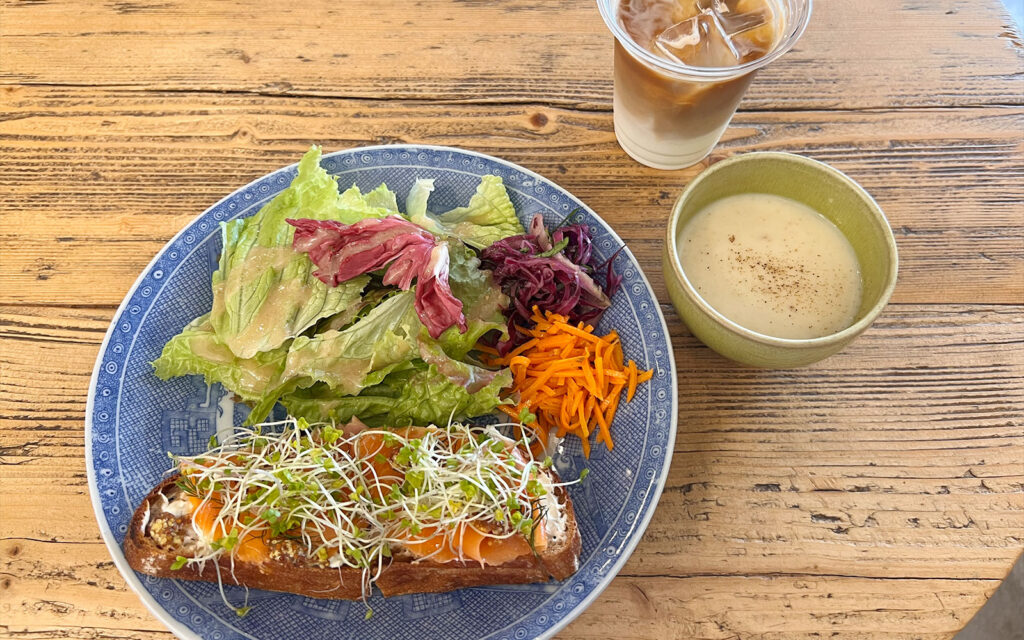 ジュウニブンベーカリーカフェトップ