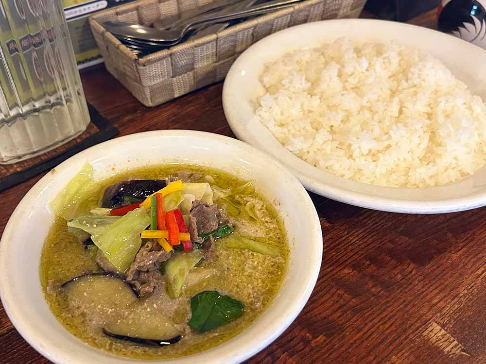 タイカレーピキヌーのカレー