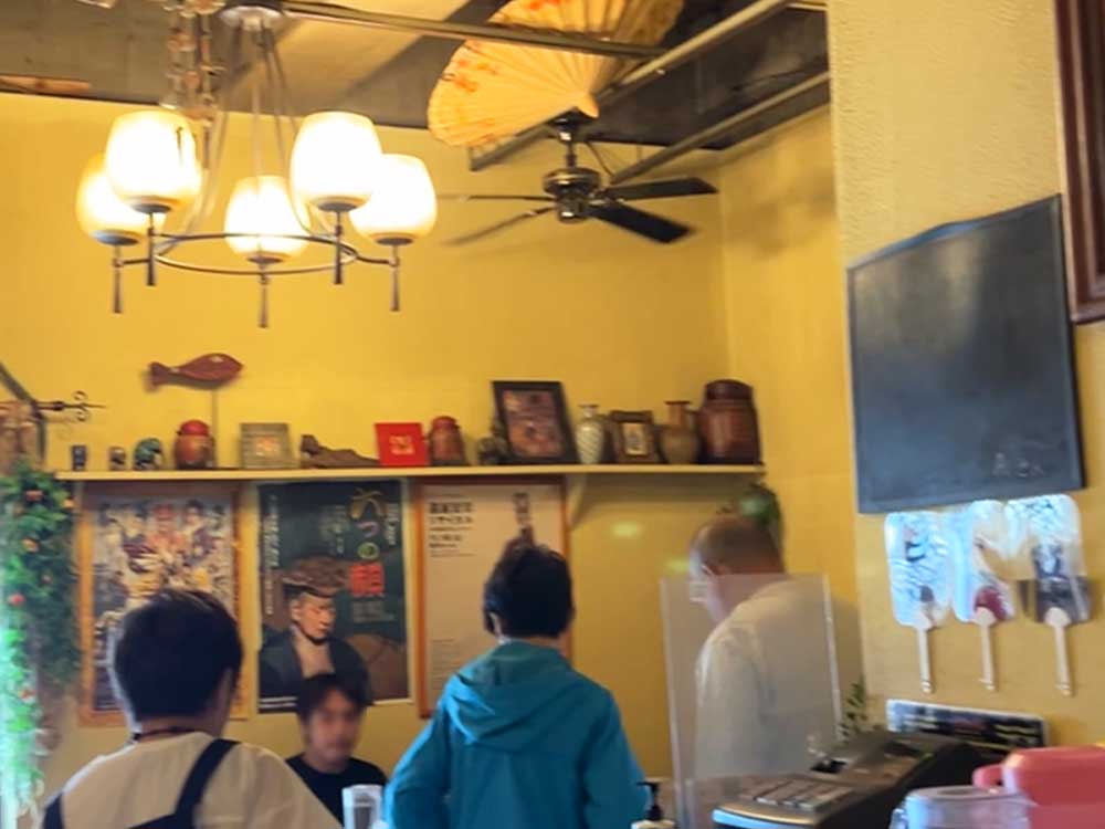 タイカレーピキヌーの内観