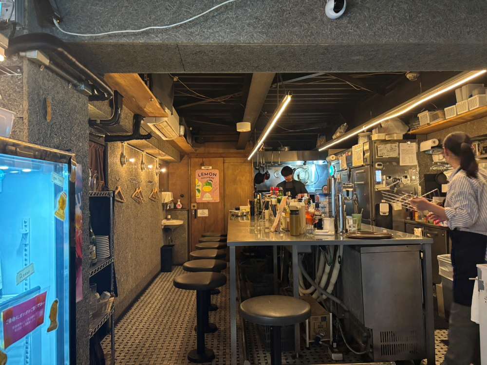 ニショク 1階カウンター席