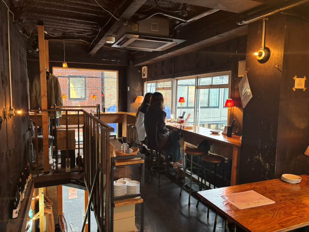 ニショク 2階カウンター席