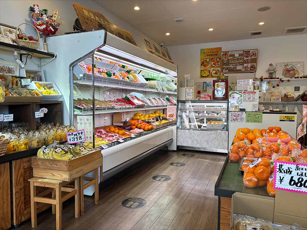 パーラーシシドの内観