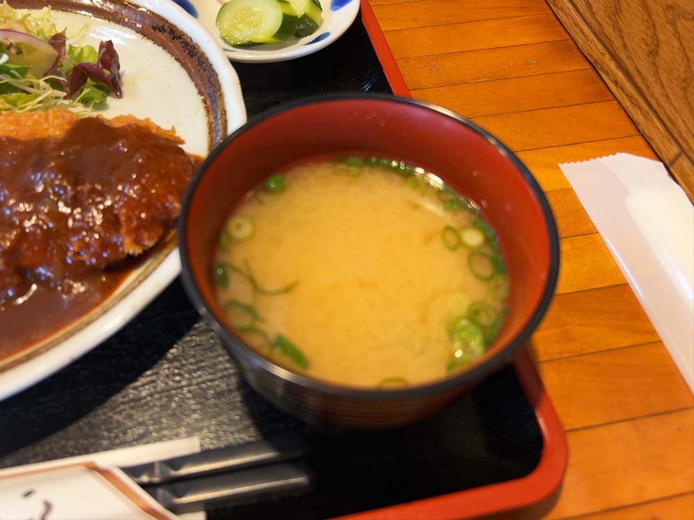 ピエロの味噌汁