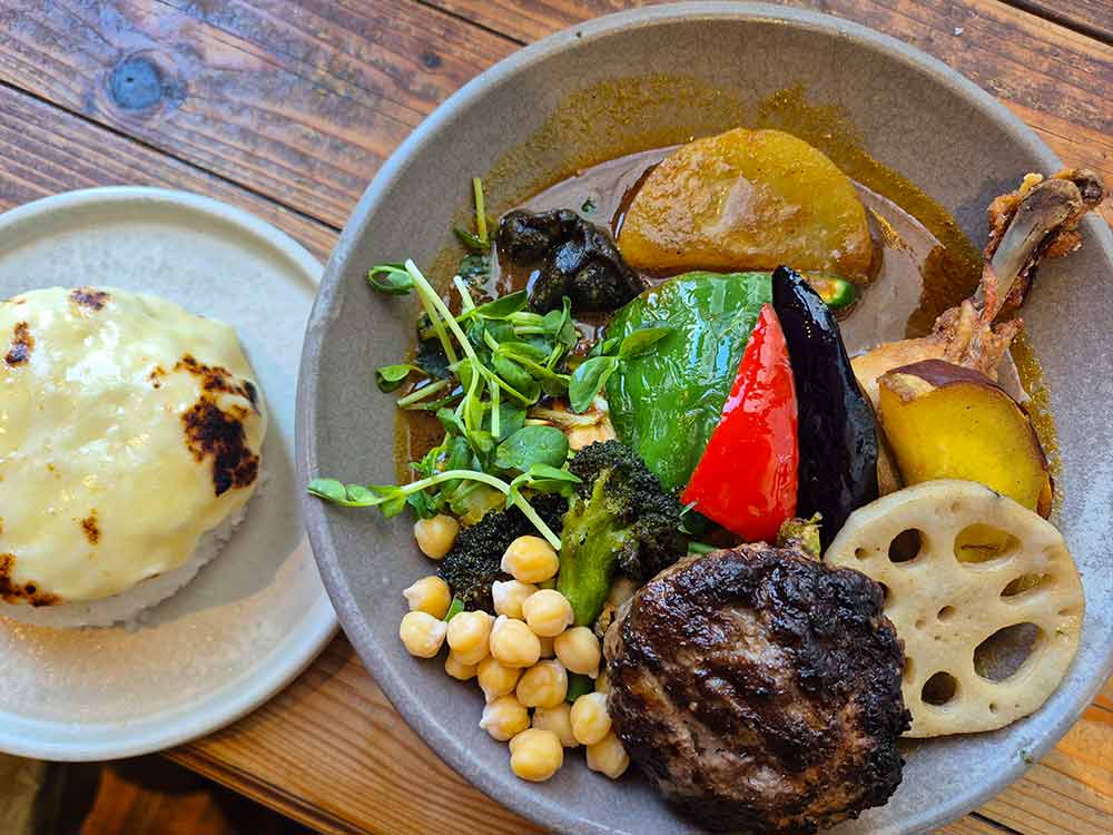 ポにピリカのカレー