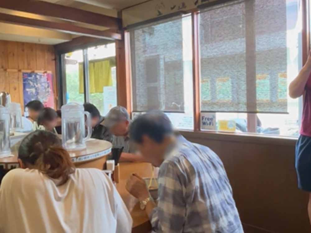 中華そば-ばんやの内観