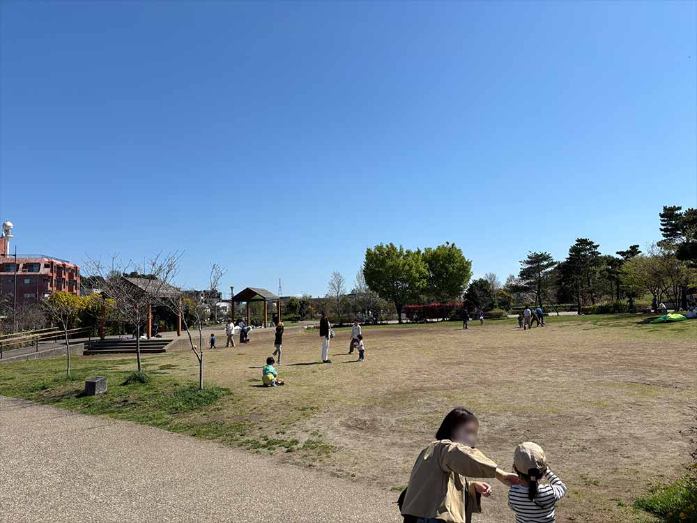 二子玉川公園のエントランス広場