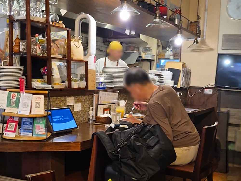 洋食cotocotoの内観