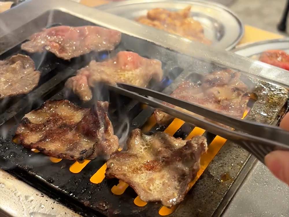 煙力のタン焼くところ