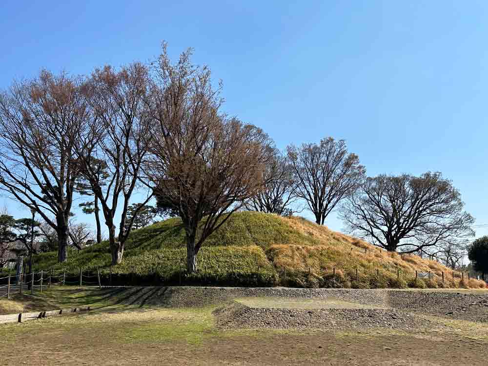 玉川野毛町公園の古墳