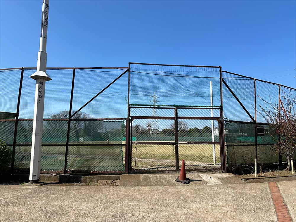 玉川野毛町公園の野球場