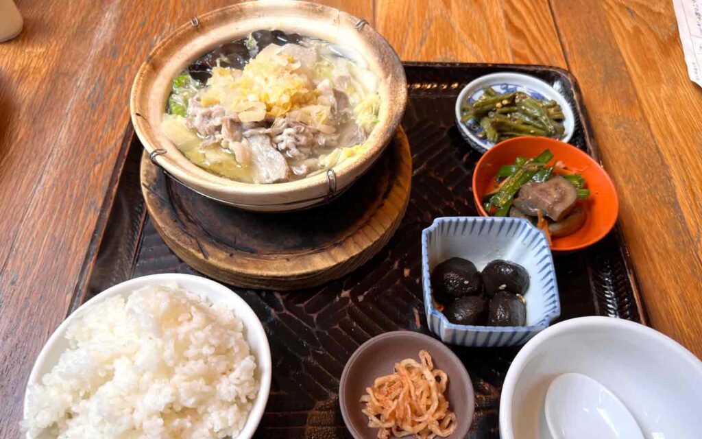 玉春_定食