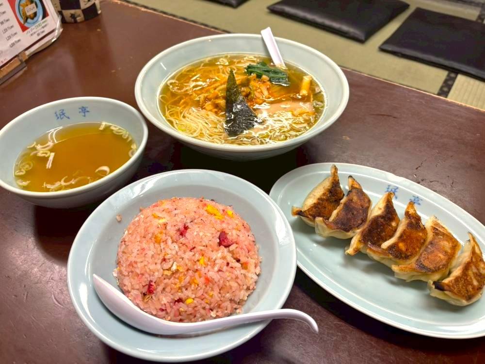 珉亭チャーハンラーメン餃子