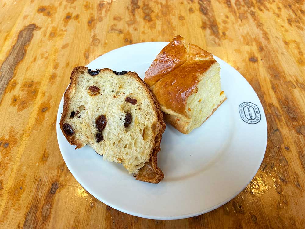 神戸屋レストランの食べ放題の焼きたてパン