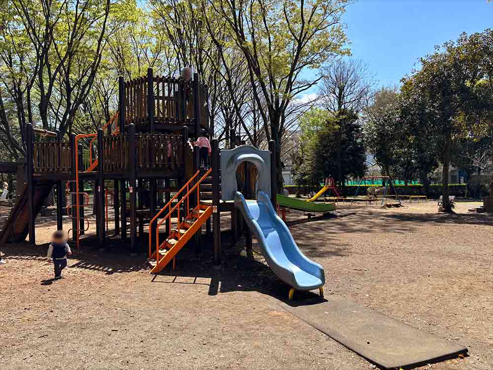 蘆花恒春園の児童公園